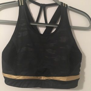Sam Edelman Camo mesh sports bra